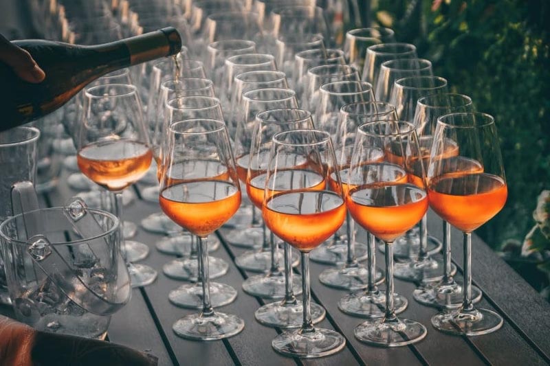 Everything About Orange Wine - How is Made and Taste