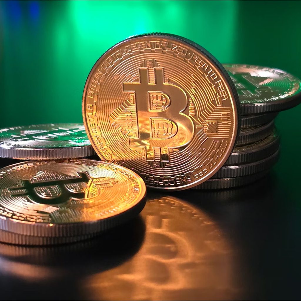 Bitcoin Cash, peer-to-peer electronic cash, BCH vs Bitcoin, BCH fees, BCH smart contracts