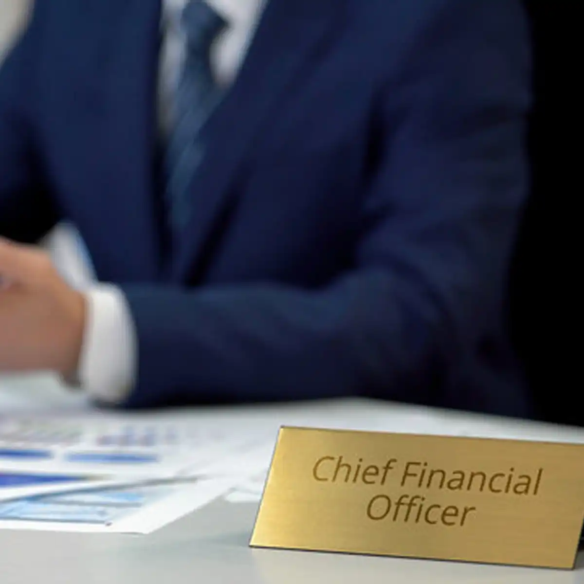 Corporate Deepfake Fraud Reshapes CFO Defenses Today